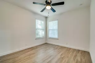 2536 Bluffton Dr, Dallas, TX 75228 - Photo 8