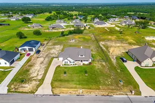 340 Sanger Dr, Springtown, TX 76082 - Photo 36