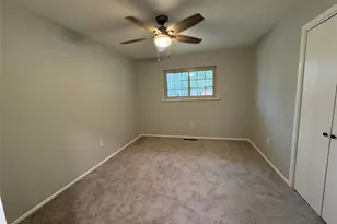 2112 Lenamon St, Waco, TX 76710 - Photo 16