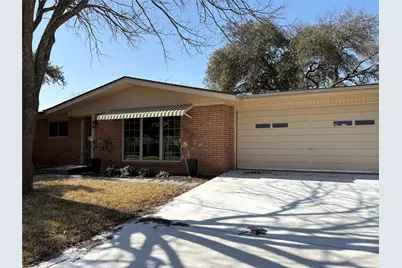 2112 Lenamon Street, Waco, TX 76710 - Photo 1