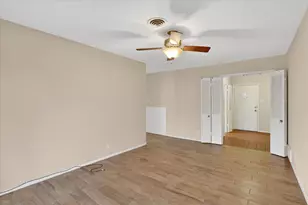 729 W Cheryl Ave, Hurst, TX 76053 - Photo 14