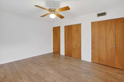 729 W Cheryl Avenue, Hurst, TX 76053 - Photo 32