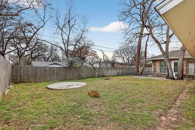 729 W Cheryl Avenue, Hurst, TX 76053 - Photo 34
