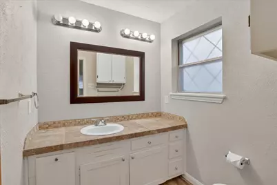 729 W Cheryl Avenue, Hurst, TX 76053 - Photo 30