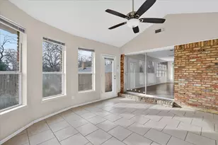 729 W Cheryl Ave, Hurst, TX 76053 - Photo 8