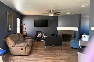 8753 Hunters Point Way, Fort Worth, TX 76123 - Photo 4