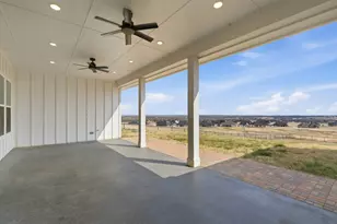 1024 Agnes N, Springtown, TX 76082 - Photo 32