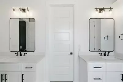 1024 Agnes North, Springtown, TX 76082 - Photo 24