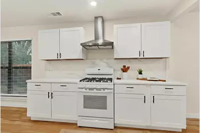 712 W Five Mile Parkway, Dallas, TX 75224 - Photo 14