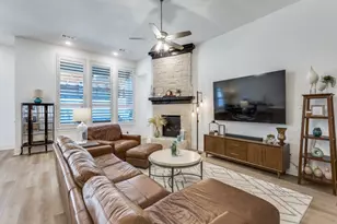 306 Hidden Creek Pkwy, Van Alstyne, TX 75495 - Photo 8