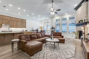 306 Hidden Creek Pkwy, Van Alstyne, TX 75495 - Photo 6