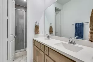 306 Hidden Creek Pkwy, Van Alstyne, TX 75495 - Photo 18