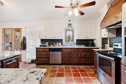 835 39th Street SE, Paris, TX 75462 - Photo 8