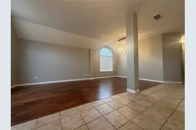 10107 Norman Court, Irving, TX 75063 - Photo 24