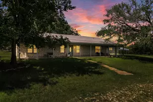 10047 E Hwy 36, Jonesboro, TX 76538 - Photo 1