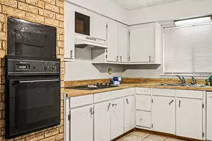 1732 Tanglewood Dr, Azle, TX 76020 - Photo 8