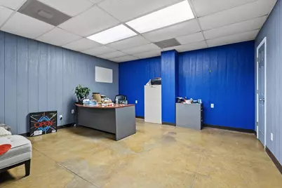 1301 W Sam Rayburn Drive, Bonham, TX 75418 - Photo 18