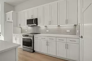 13351 Goodland St, Farmers Branch, TX 75234 - Photo 8