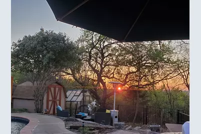 6319 Lake Bluff Drive, Dallas, TX 75249 - Photo 16