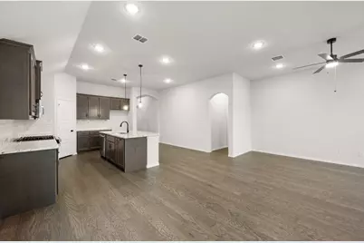 915 Madeline Lane, Cleburne, TX 76033 - Photo 8