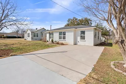 1309 W 10th Street, McGregor, TX 76657 - Photo 4