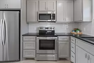 1309 W 10th St, McGregor, TX 76657 - Photo 14