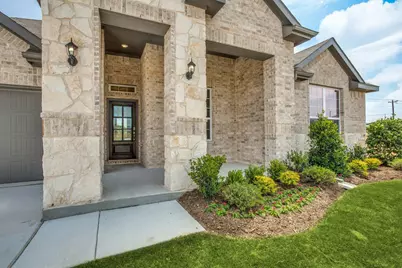 729 Stone Eagle Drive, Azle, TX 76020 - Photo 4