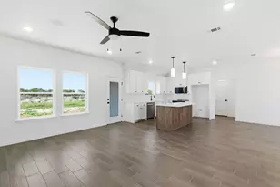 248 Yawney Dr, Lipan, TX 76462 - Photo 4