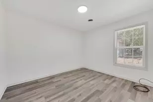 725 W Brock St, Denison, TX 75020 - Photo 16