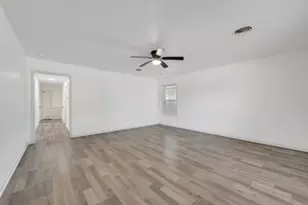 725 W Brock St, Denison, TX 75020 - Photo 6