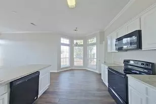 1362 Meadow Creek Dr, Lancaster, TX 75146 - Photo 12