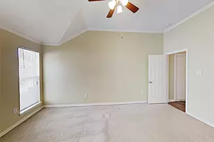 1362 Meadow Creek Dr, Lancaster, TX 75146 - Photo 14