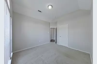 1362 Meadow Creek Drive, Lancaster, TX 75146 - Photo 20