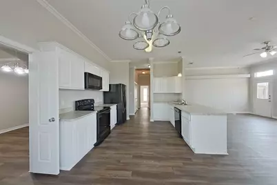 1362 Meadow Creek Drive, Lancaster, TX 75146 - Photo 8