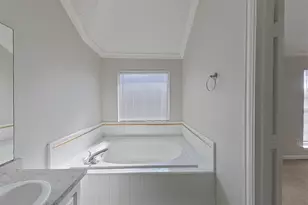 1362 Meadow Creek Dr, Lancaster, TX 75146 - Photo 28