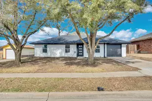 601 Valleyview St, Ferris, TX 75125 - Photo 1