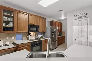 2724 Maple Creek Dr, Fort Worth, TX 76177 - Photo 12