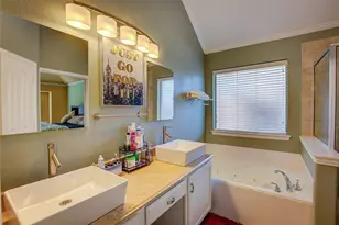 2472 Deerwood Dr, Little Elm, TX 75068 - Photo 16