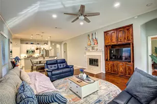 2472 Deerwood Dr, Little Elm, TX 75068 - Photo 10