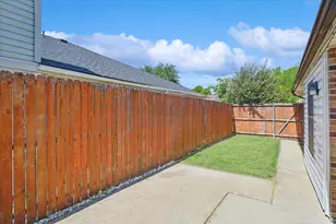 2320 Carol Good Ln, Carrollton, TX 75006 - Photo 28