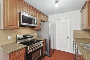 2320 Carol Good Ln, Carrollton, TX 75006 - Photo 4