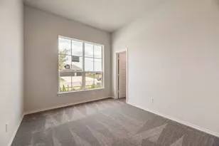284 Coronado Ct, Granbury, TX 76048 - Photo 14