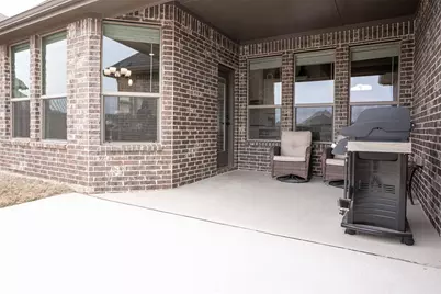 912 Meadow View Drive, Cleburne, TX 76033 - Photo 6