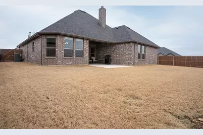 912 Meadow View Drive, Cleburne, TX 76033 - Photo 10