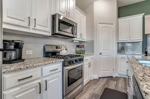 2818 Bobcat Dr, Melissa, TX 75454 - Photo 10