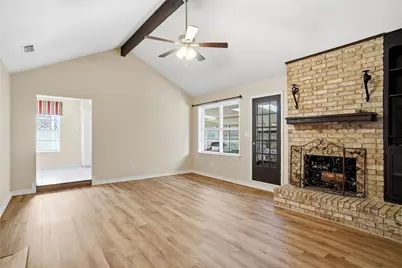 613 Robinhood Lane, Bedford, TX 76021 - Photo 8