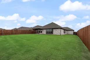 261 Coronado Ct, Granbury, TX 76048 - Photo 18