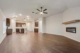 261 Coronado Ct, Granbury, TX 76048 - Photo 8