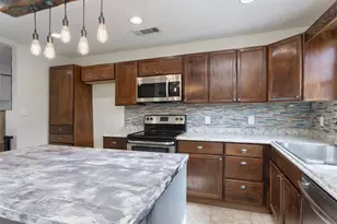 1130 W Heron St, Denison, TX 75020 - Photo 10