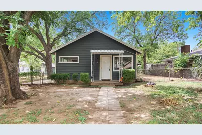 1111 Saint Edwards Street, River Oaks, TX 76114 - Photo 1